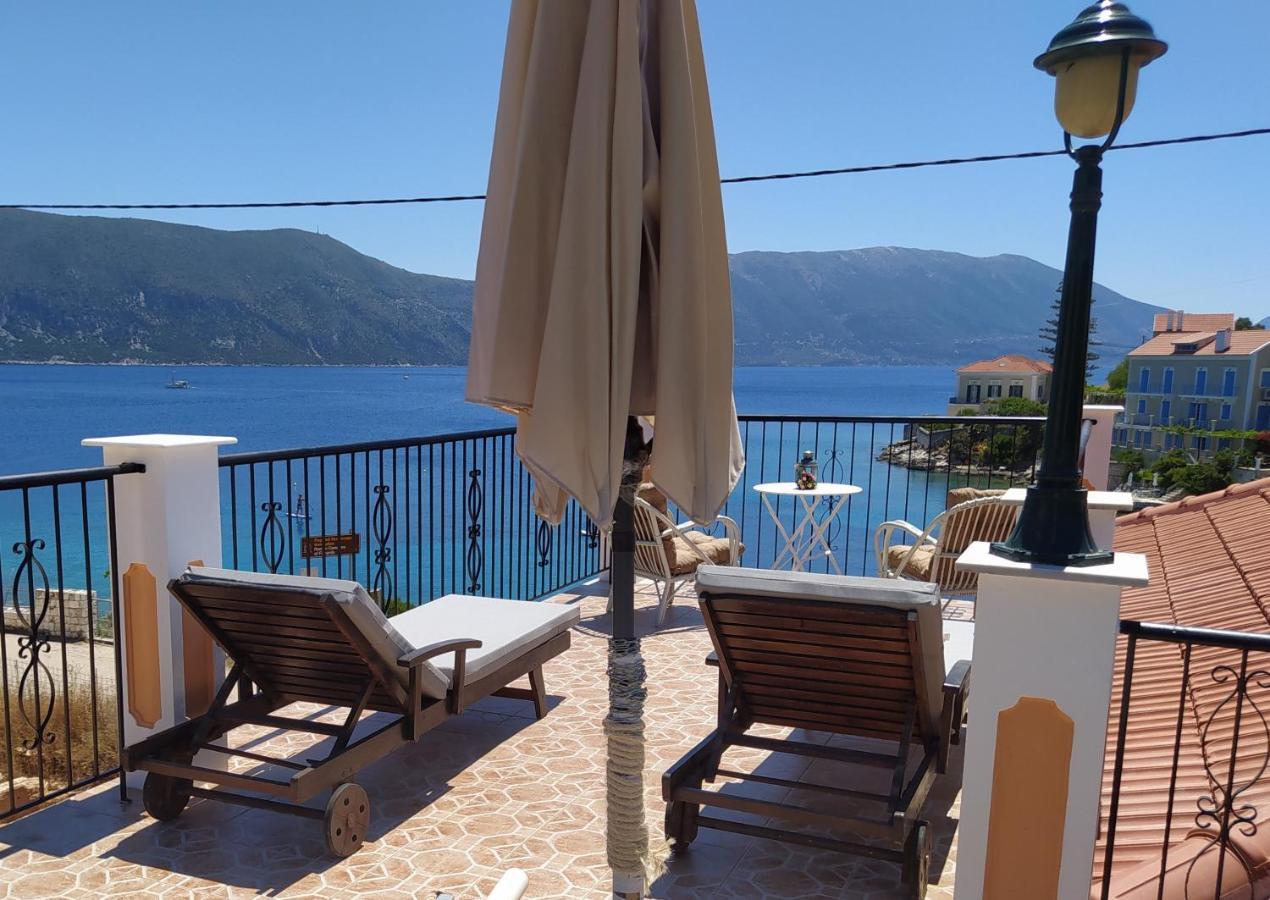 Villa Ireni Waterfont Fiskardo Extérieur photo
